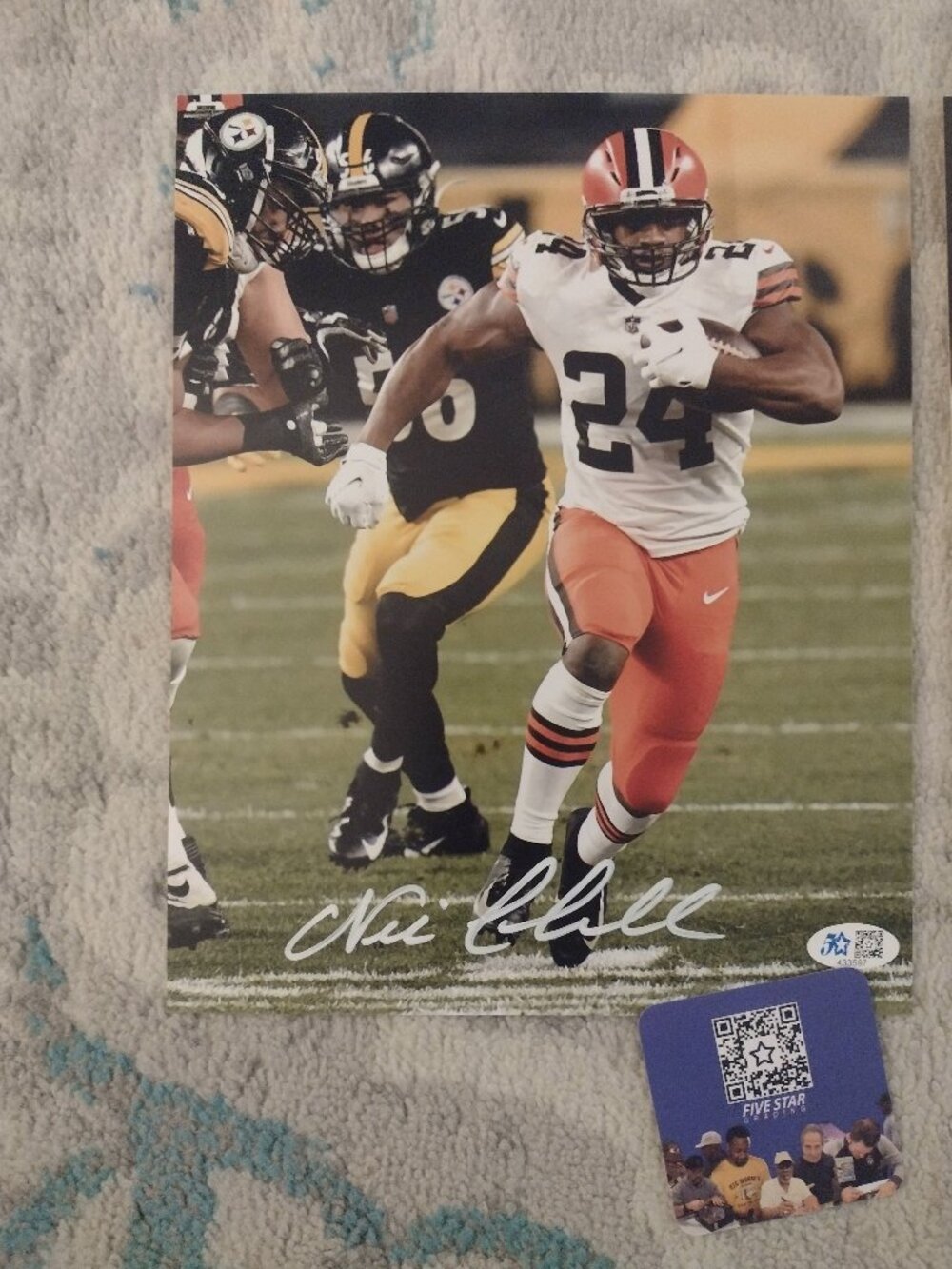 NFL Cleveland Browns Player Nick Chubb autographed 8x10 photo with Coa
